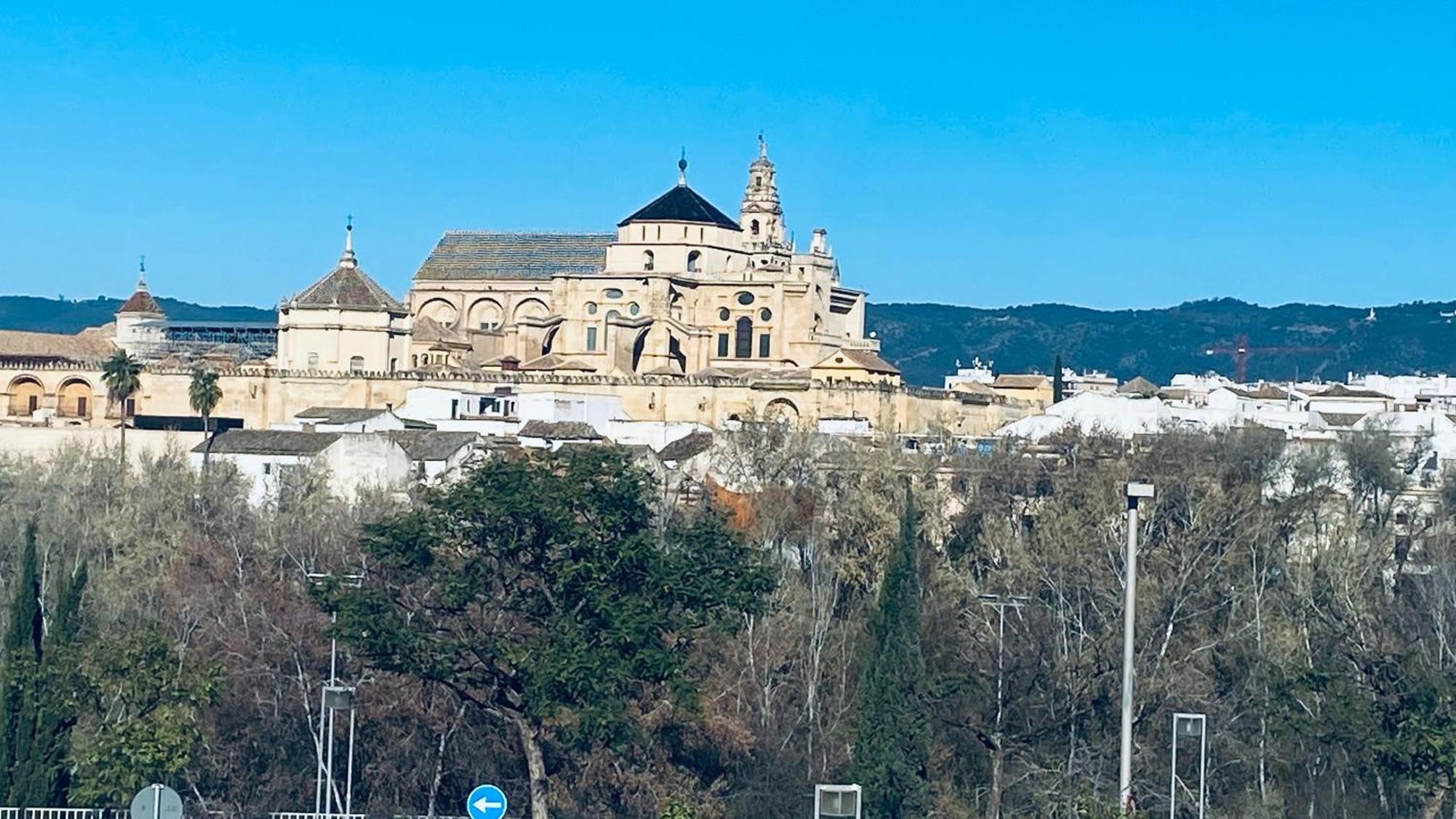 Duplex Junto Al Puente Romano Con Gran Terraza Y Parking Privado Córdoba Eksteriør bilde